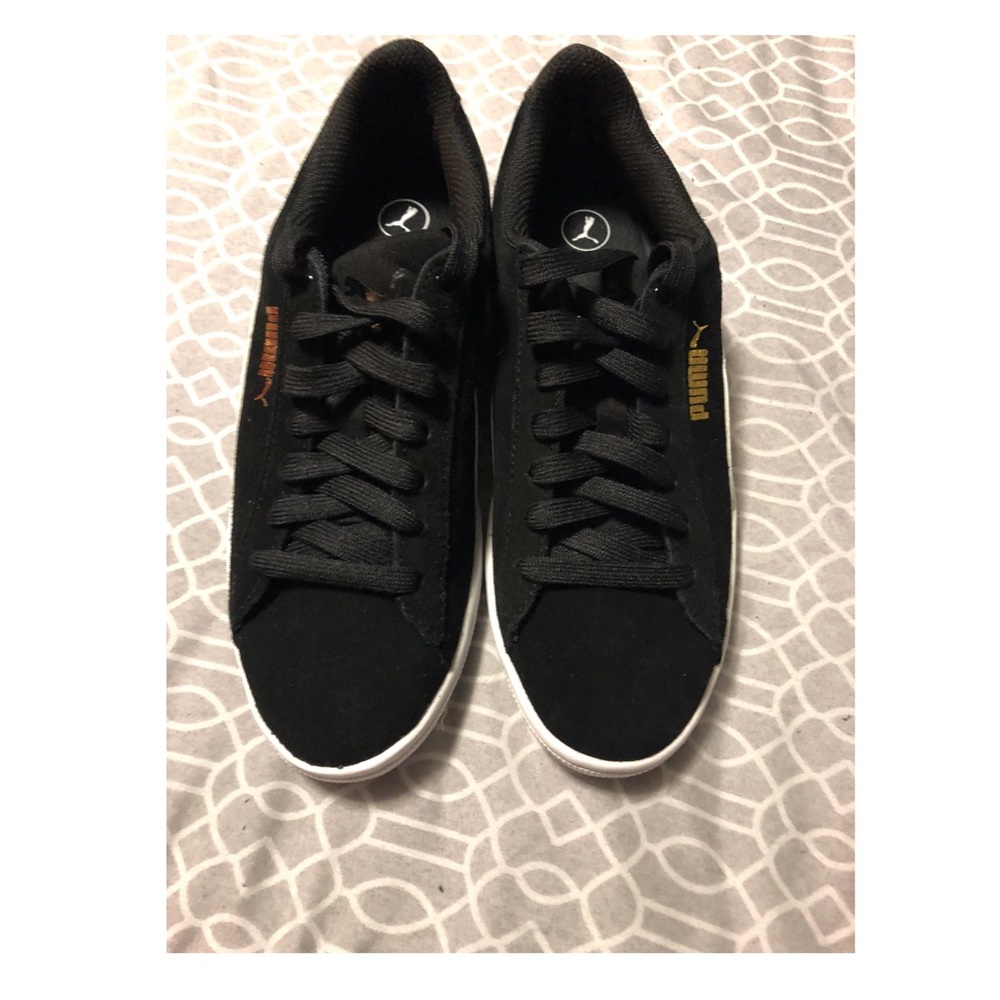 NWB Black Classic Puma
